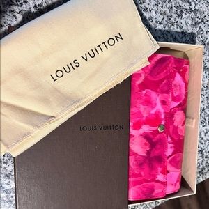 LOUIS VUITTON M90022 Bifold Wallet